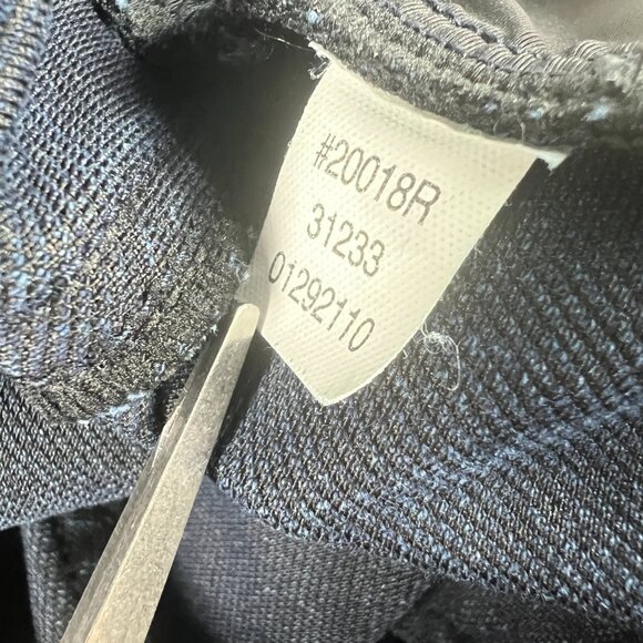 Spanx Jeans Women's 28x26* Jean-ish Ankle Pull On Leggings Dark Blue Pants Tag M - Picture 9 of 16